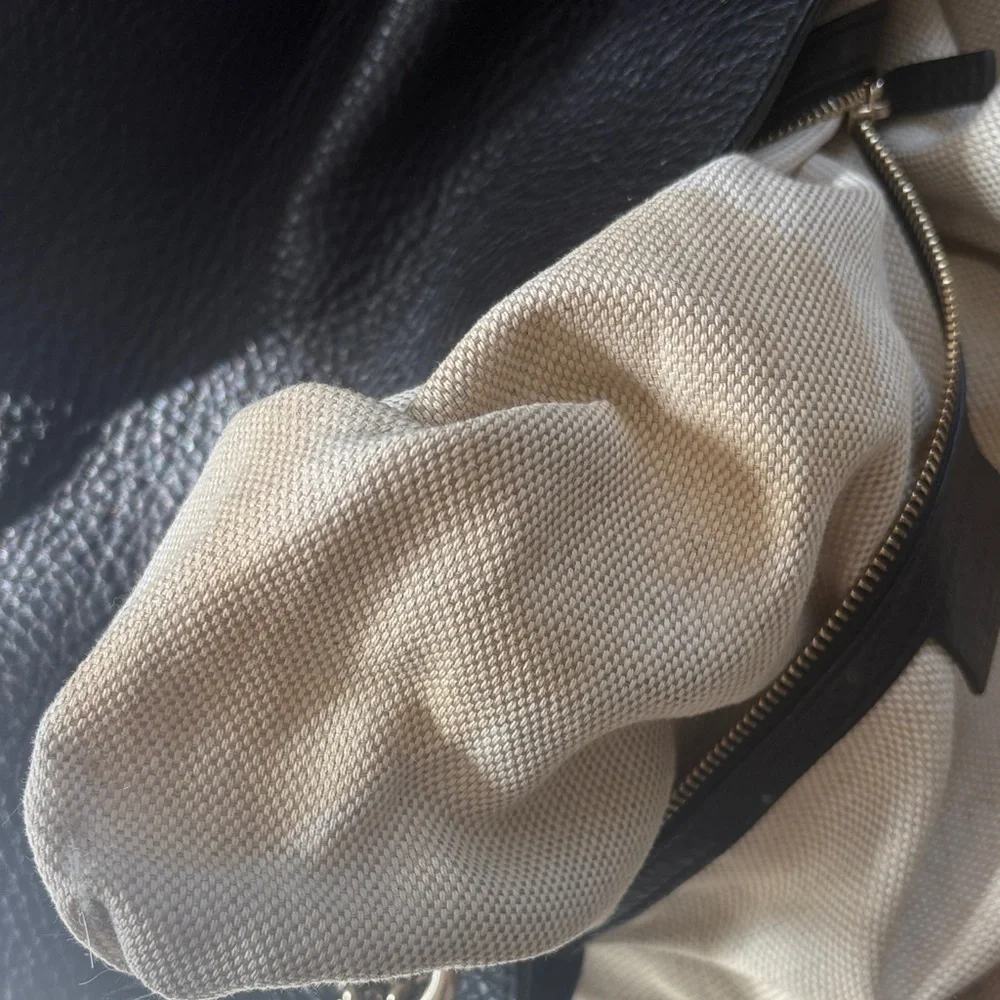 Gucci Soho Tote Bag - Picture 10 of 15